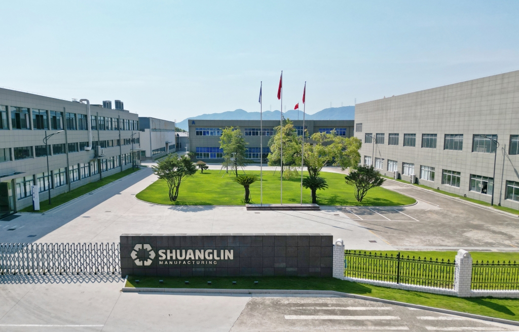 华体会在线注册(中国)模具荣膺“中国模具重点骨干企业”荣誉称号